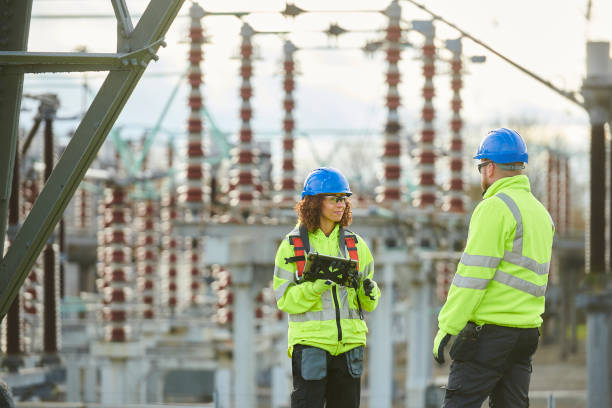 Best Electrician Near Me  in Oak Grove, OR